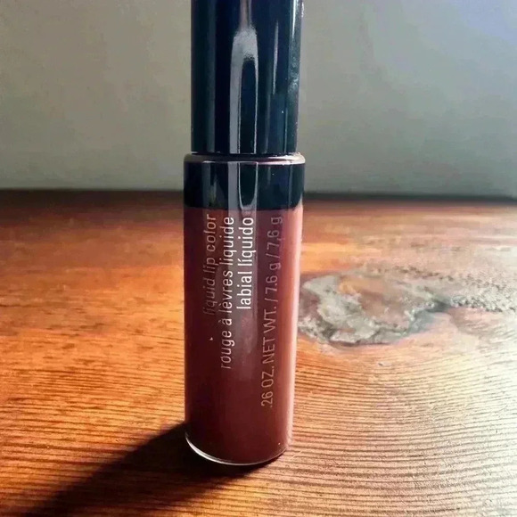 MARY KAY Liquid lip color Chocoholic - .26 Oz 034042 New Without Box - Picture 2 of 4